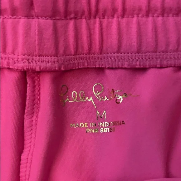 EUC Lilly Pulitzer Vibrant Roxie Pink Lillibeth SPF 50+ Joggers, Size Medium - Picture 10 of 16